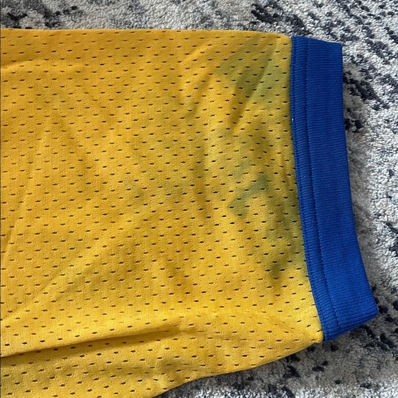 Vintage Jersey 
Milwaukee Brewers - Picture 3 of 7